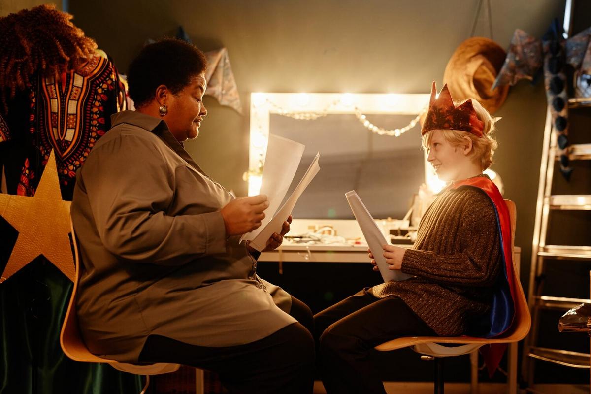 The Role of Social Media in Promoting Performing Arts